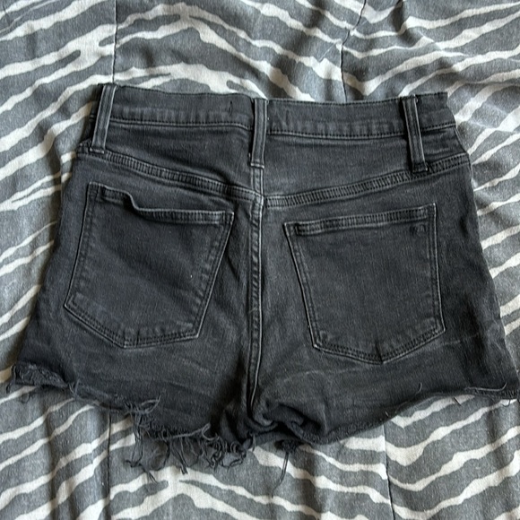 Madewell High Waisted Black Stretchy Jean Shorts - Picture 3 of 3